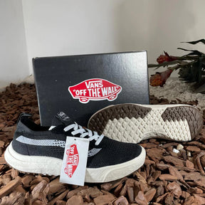 Tênis Vans Ultrarange VR3