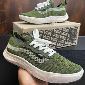 Tênis Vans Ultrarange VR3