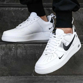 Tênis Nike Air Force TM